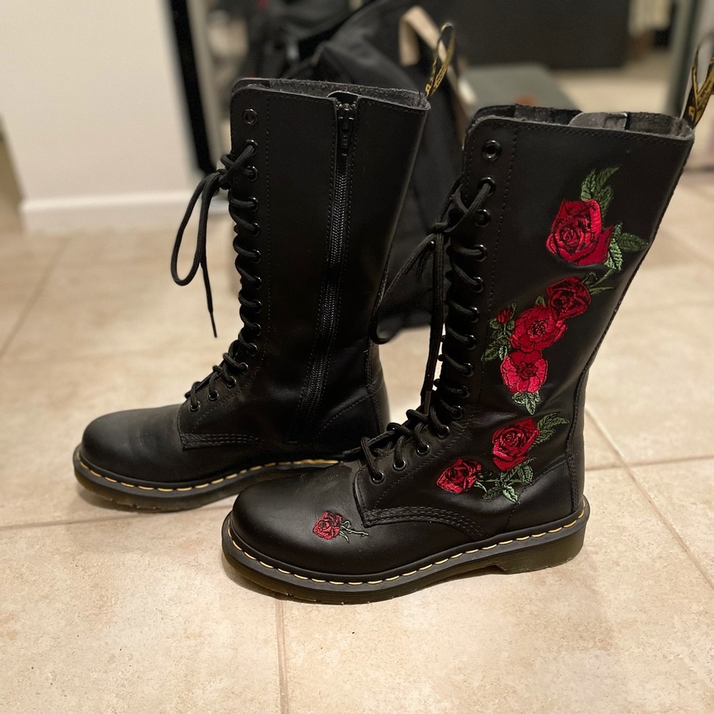 Dr. Marten size 7L calf height with embossed roses